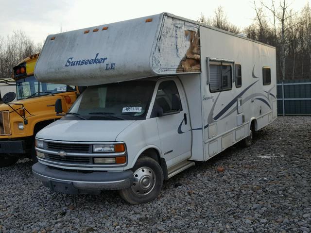 1GBJG31J7Y1259104 - 2002 WILDWOOD SUNSEEKER WHITE photo 2