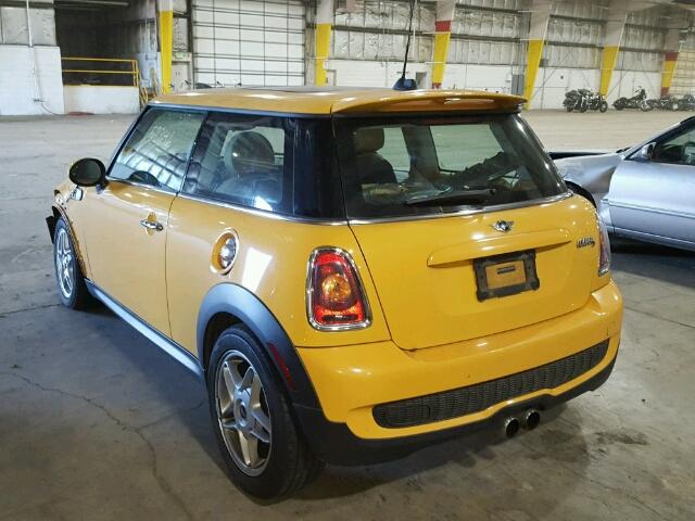 WMWMF73547TL91966 - 2007 MINI COOPER S YELLOW photo 3