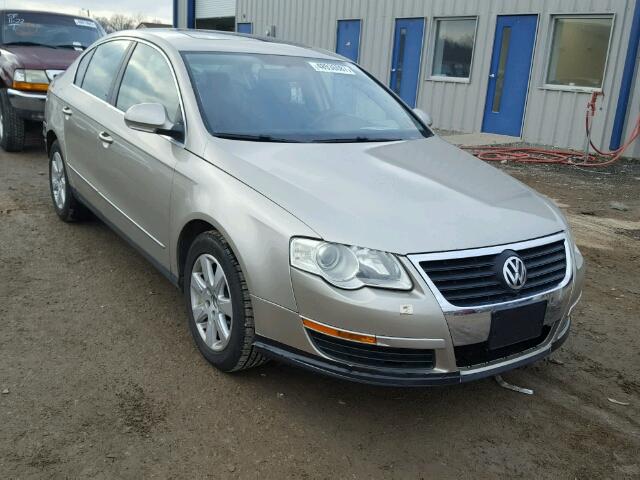 WVWAK73C06P062656 - 2006 VOLKSWAGEN PASSAT 2.0 TAN photo 1