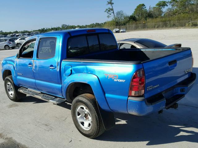 5TEJU62NX7Z367129 - 2007 TOYOTA TACOMA DOU BLUE photo 3