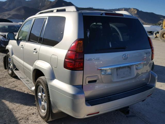 JTJBT20X440025639 - 2004 LEXUS GX 470 SILVER photo 3