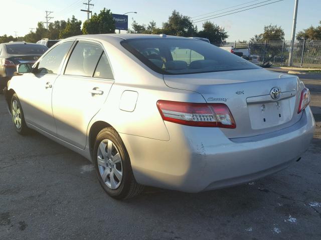 4T1BF3EK6AU539960 - 2010 TOYOTA CAMRY BASE SILVER photo 3