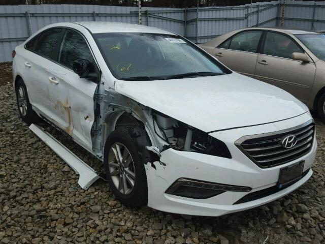 5NPE24AF5GH324598 - 2016 HYUNDAI SONATA SE WHITE photo 1