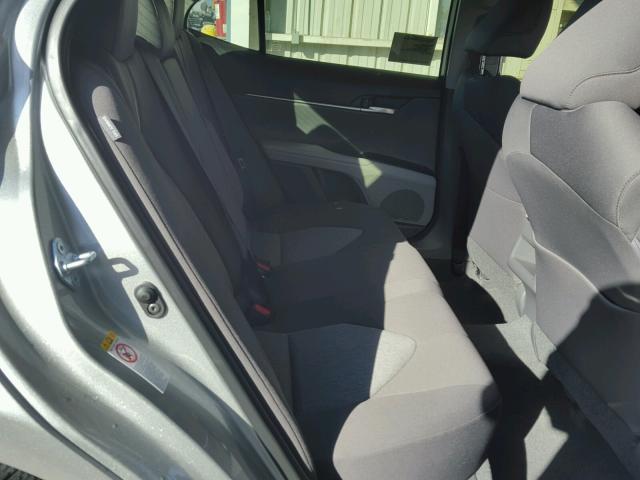 JTNB11HK1J3016754 - 2018 TOYOTA CAMRY L ვერცხლისფერი ფოტო 6