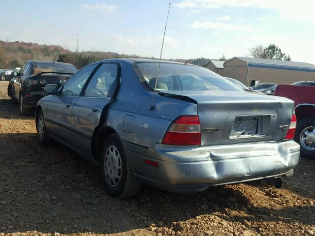 1HGCD5541RA033236 - 1994 HONDA ACCORD LX BLUE photo 3