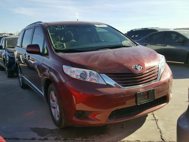 5TDKZ3DC7HS872222 - 2017 TOYOTA SIENNA LE RED photo 1