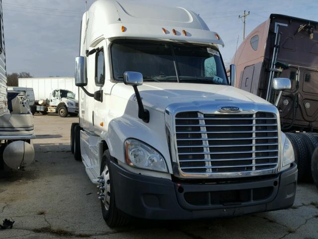 1FUJGLDR9DSBC7812 - 2013 FREIGHTLINER CASCADIA 1 WHITE photo 1