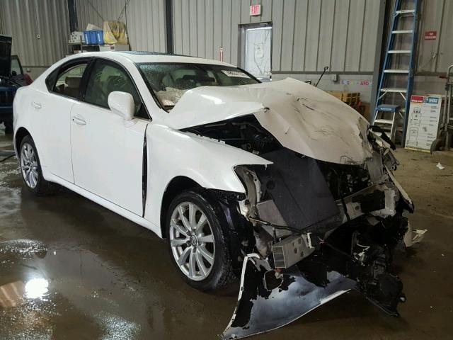 JTHCK262965007616 - 2006 LEXUS IS 250 WHITE photo 1