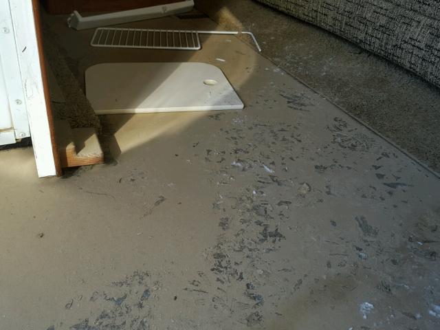 4YDF34627CR730213 - 2012 KEYSTONE MONTANA WHITE photo 9