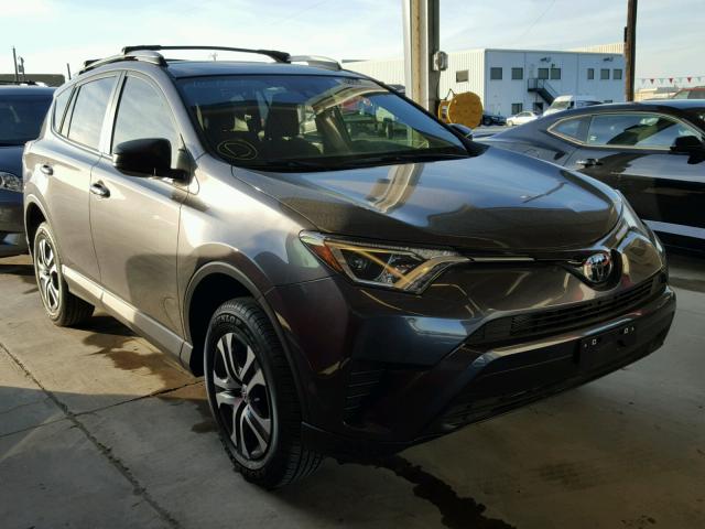 JTMZFREV3HJ714872 - 2017 TOYOTA RAV4 LE GRAY photo 1