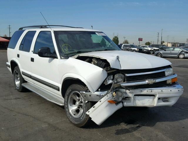 1GNCS13W5W2169528 - 1998 CHEVROLET BLAZER WHITE photo 1