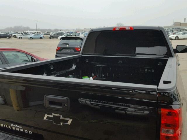 1GCNCNEC1HZ263456 - 2017 CHEVROLET SILVERADO BLACK photo 6