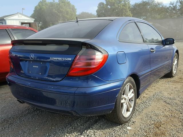 WDBRN47J22A350692 - 2002 MERCEDES-BENZ C 230K SPO BLUE photo 4