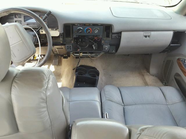 1G1BL52P7SR192497 - 1995 CHEVROLET CAPRICE / WHITE photo 9