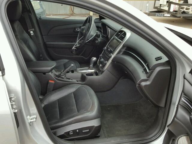 1G11E5SAXGF139593 - 2016 CHEVROLET MALIBU LIM 银色 照片 5