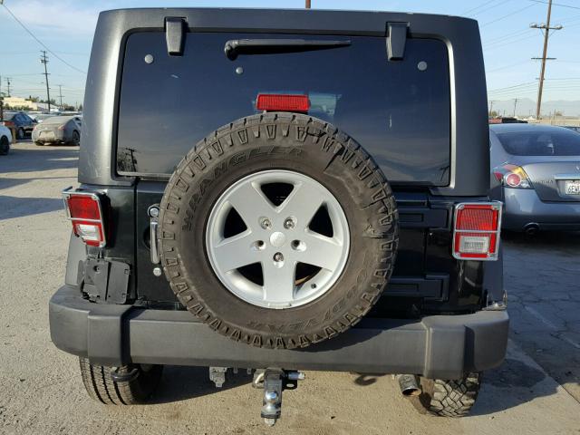 1C4BJWDG2CL167575 - 2012 JEEP WRANGLER U BLACK photo 10