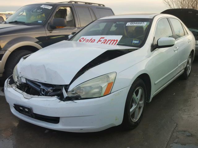 1HGCM56804A027728 - 2004 HONDA ACCORD EX WHITE photo 2