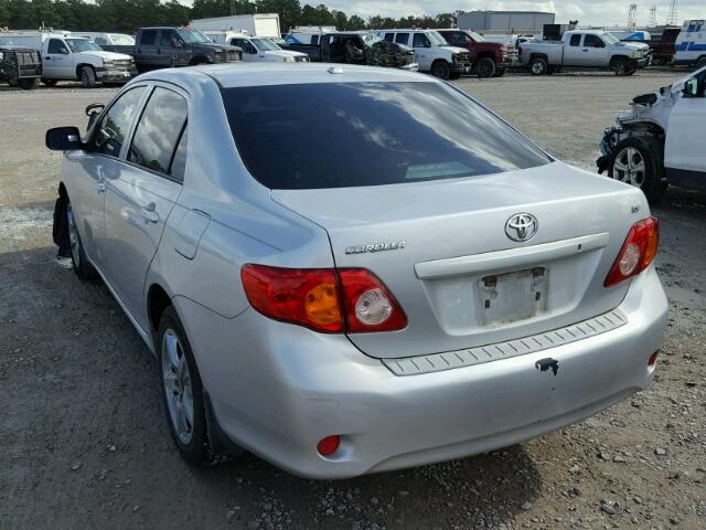 JTDBL40E299027356 - 2009 TOYOTA COROLLA BA SILVER photo 3