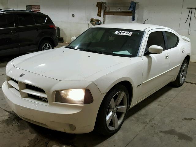 2B3LA53H78H185035 - 2008 DODGE CHARGER R/ WHITE photo 2