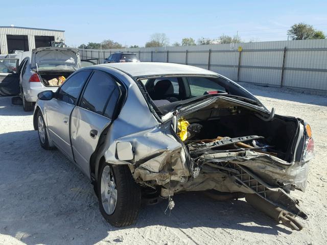 1N4AL11D93C342462 - 2003 NISSAN ALTIMA BAS GRAY photo 3