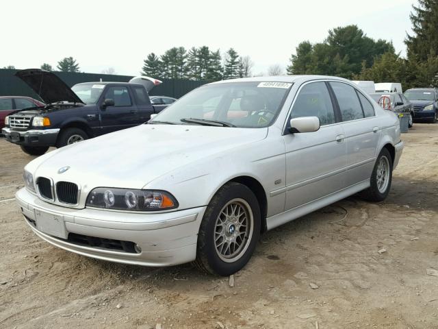 WBADT43401GF59426 - 2001 BMW 525I SILVER photo 2