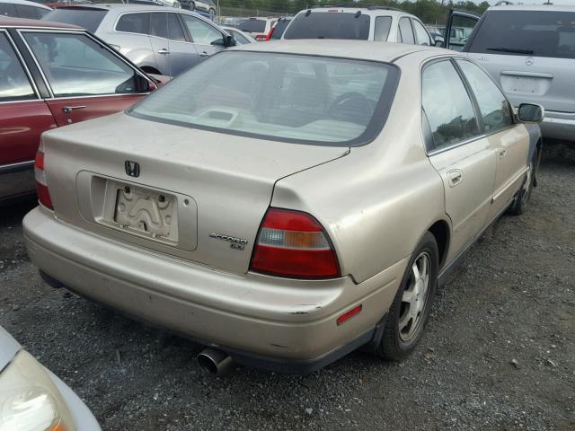 1HGCD5652RA010880 - 1994 HONDA ACCORD EX GOLD photo 4