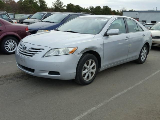 4T1BE46K67U082972 - 2007 TOYOTA CAMRY NEW SILVER photo 2