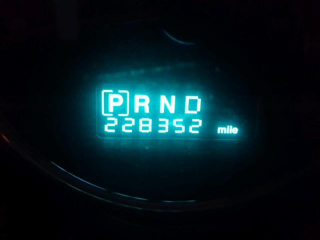 1J8HG48K07C670936 - 2007 JEEP COMMANDER SILVER photo 8