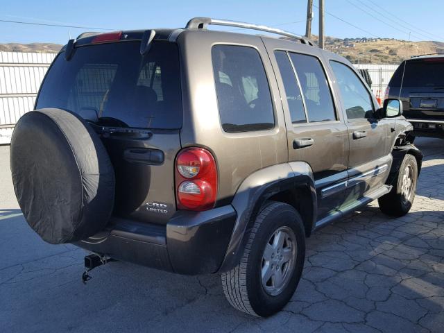 1J4GL585X5W583517 - 2005 JEEP LIBERTY LI GRAY photo 4