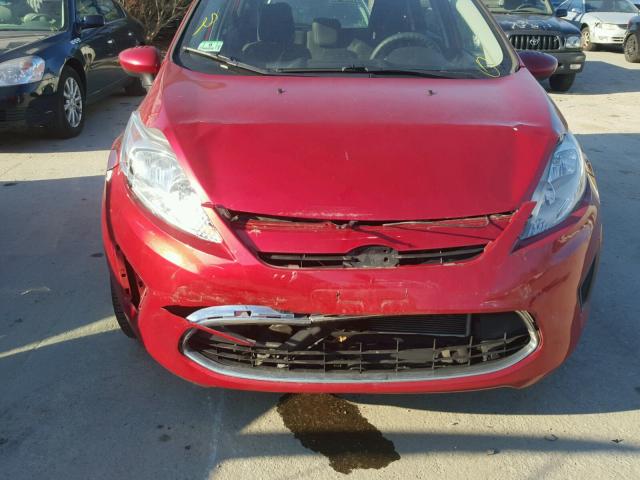 3FADP4EJ1BM195795 - 2011 FORD FIESTA SE RED photo 9