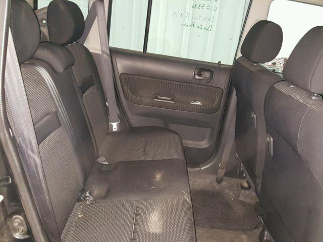 JTLKT324850216143 - 2005 TOYOTA SCION XB BLACK photo 6