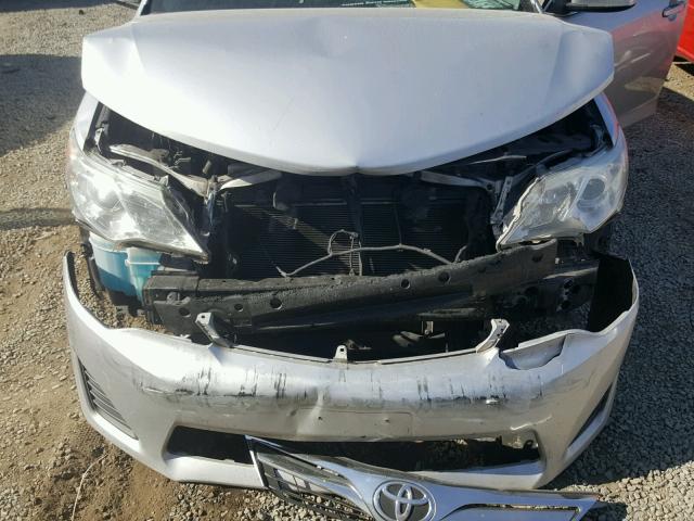 4T4BF1FK3ER405129 - 2014 TOYOTA CAMRY L SILVER photo 7