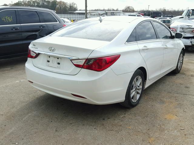 5NPEB4AC8CH370989 - 2012 HYUNDAI SONATA GLS WHITE photo 4