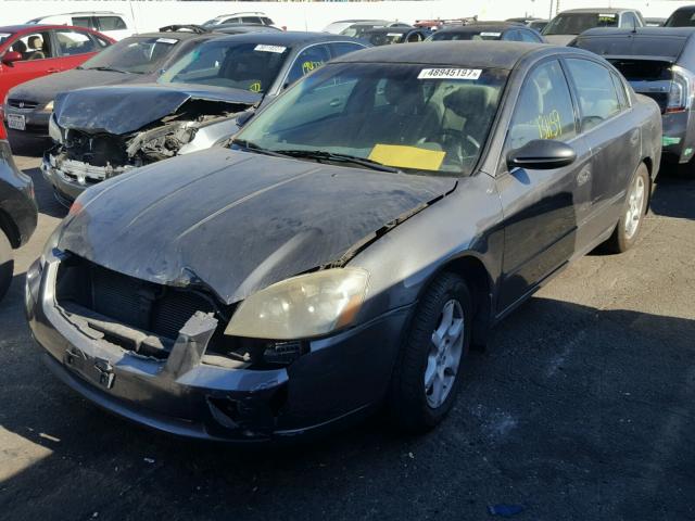 1N4AL11EX5N488823 - 2005 NISSAN ALTIMA S GRAY photo 2