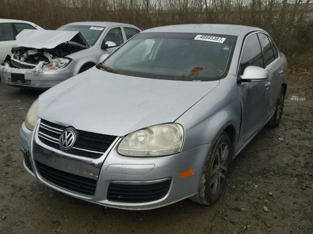 3VWRF81K66M766161 - 2006 VOLKSWAGEN JETTA 2.5 SILVER photo 2