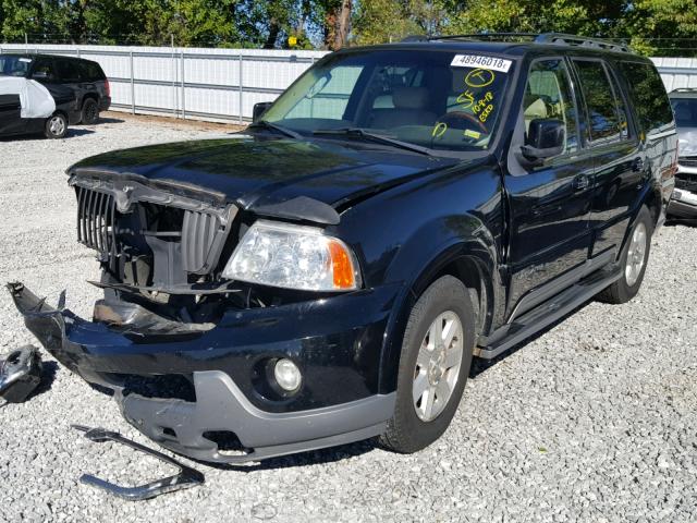 5LMFU28R13LJ12587 - 2003 LINCOLN NAVIGATOR Czarny zdjęcie 2