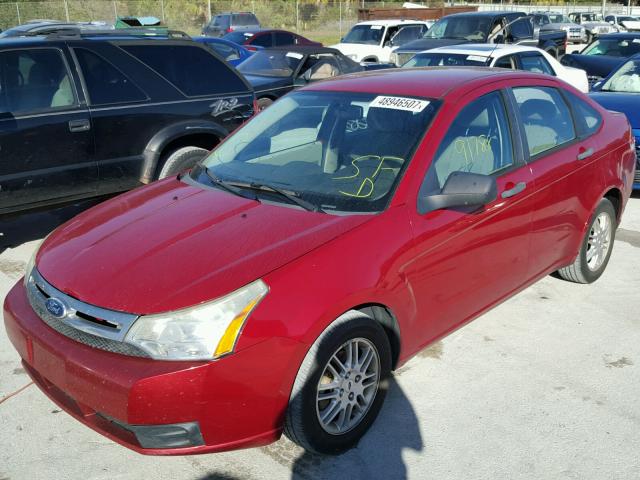 1FAHP3FN6BW110530 - 2011 FORD FOCUS SE RED photo 2