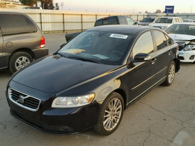 YV1MS390392448812 - 2009 VOLVO S40 2.4I BLACK photo 2