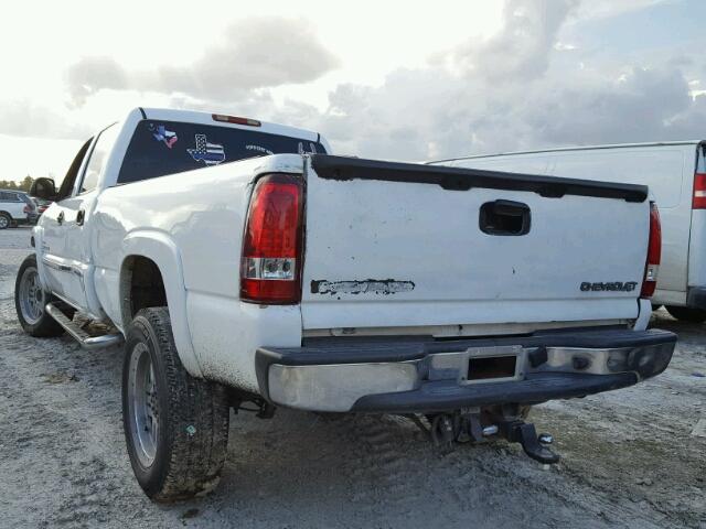 1GTHC23D47F163584 - 2007 GMC SIERRA C25 WHITE photo 3