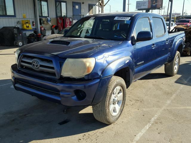 5TEKU72N57Z388660 - 2007 TOYOTA TACOMA DOU BLUE photo 2