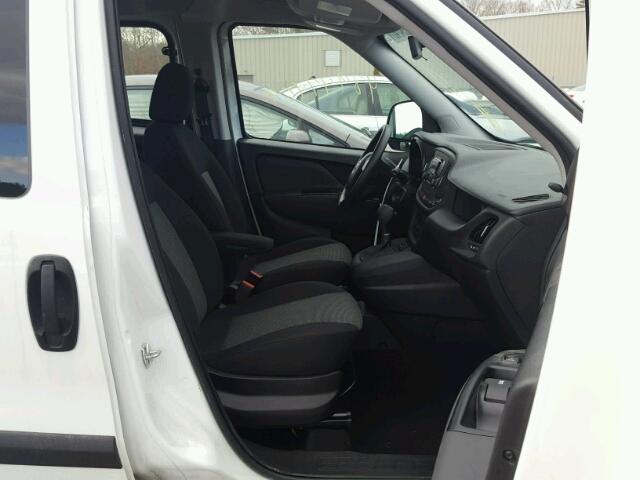 ZFBERFAB7H6D96831 - 2017 RAM PROMASTER 白色 照片 5