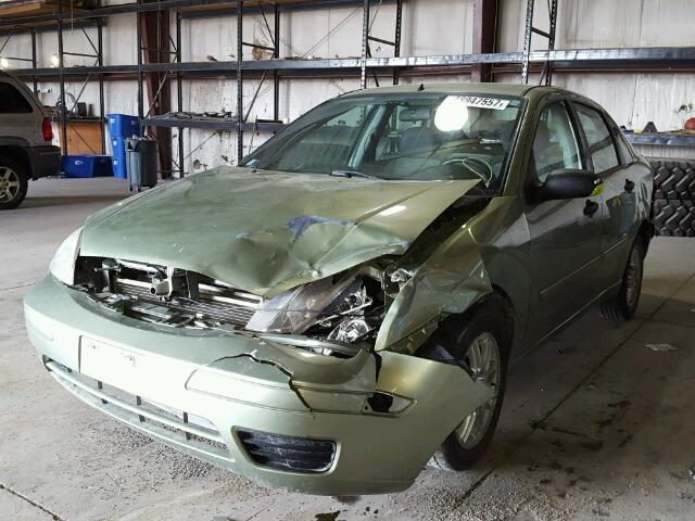 1FAFP34N07W305380 - 2007 FORD FOCUS ZX4 GREEN photo 2