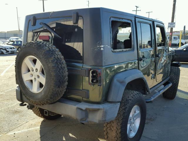 1J4GA69159L703321 - 2009 JEEP WRANGLER U GREEN photo 4