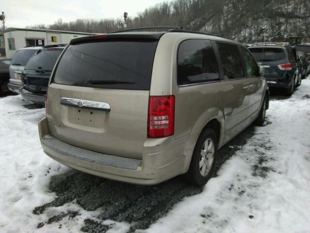 2A8HR54P98R148283 - 2008 CHRYSLER TOWN & COU GOLD photo 4