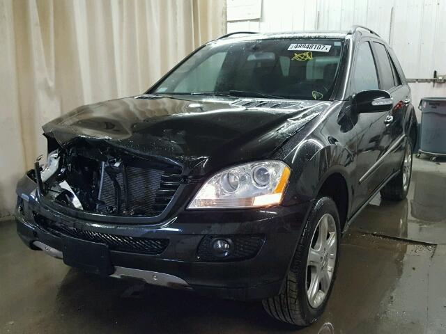 4JGBB86E26A077259 - 2006 MERCEDES-BENZ ML 350 BLACK photo 2