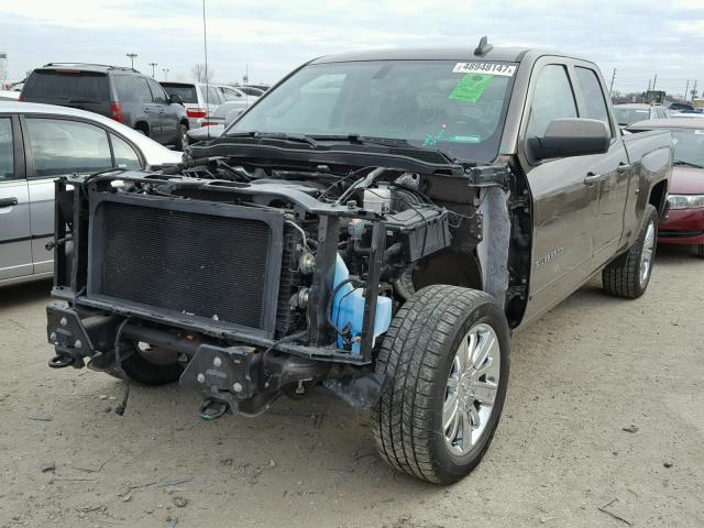 1GCVKREC0FZ375799 - 2015 CHEVROLET SILVERADO BROWN photo 2