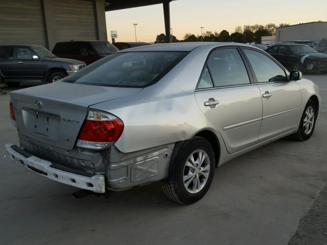 4T1BF30K75U590316 - 2005 TOYOTA CAMRY LE 灰色 照片 4