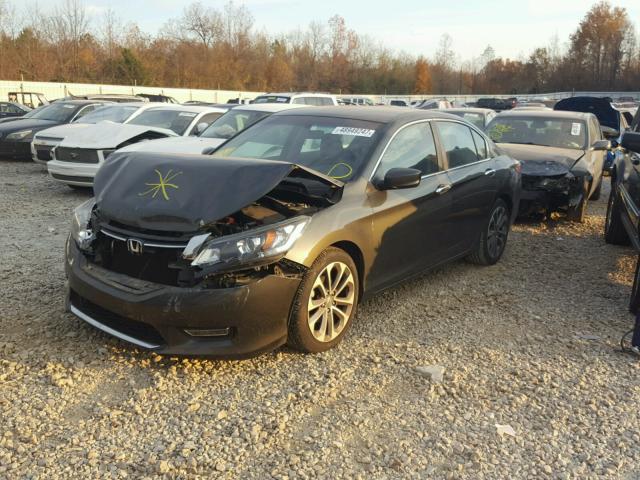 1HGCR2F56DA155154 - 2013 HONDA ACCORD SPO GRAY photo 2