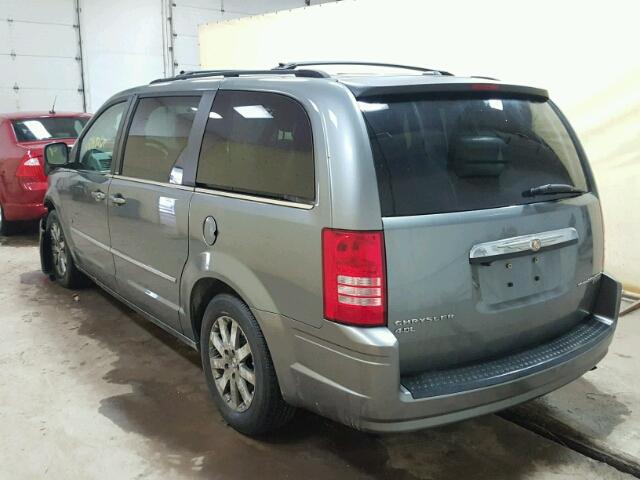 2A8HR54X69R661041 - 2009 CHRYSLER TOWN & COU GRAY photo 3