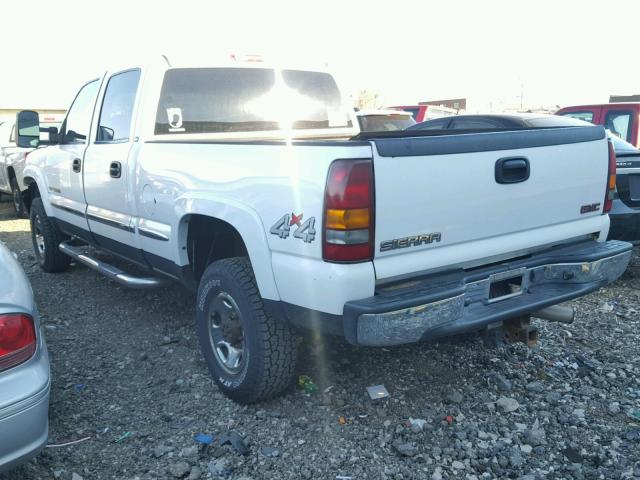 1GTHK23U42F241986 - 2002 GMC SIERRA K25 WHITE photo 3